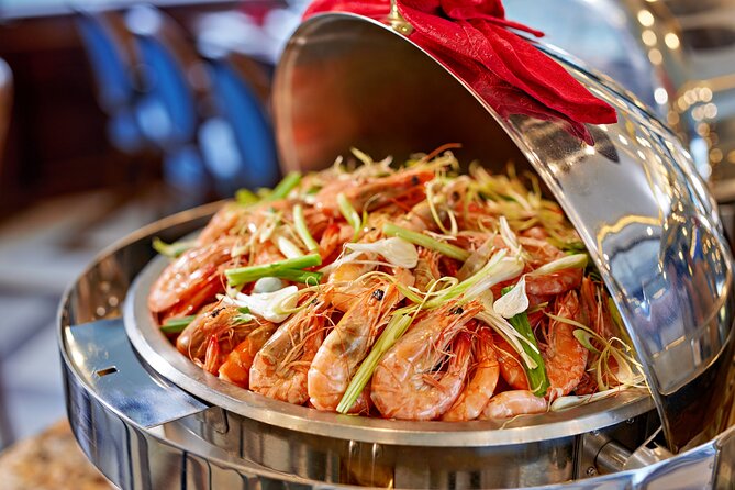 Full Day Halong Bay Luxury Limousine Bus & Buffet Lunch - Hang Luon Cave by kayak or bamboo boat