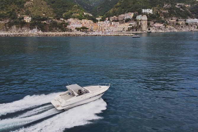 Full day luxury trip around Amalfi Coast and Capri - A custom route instead of a fixed group schedule