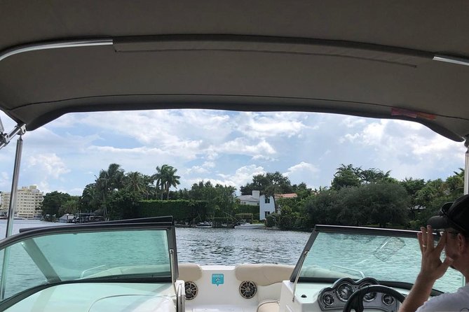 Fully Private Speed Boat Tours, VIP-style Miami Speedboat Tour of Star Island! - Star Island, Palm Island, and Millionaires Row
