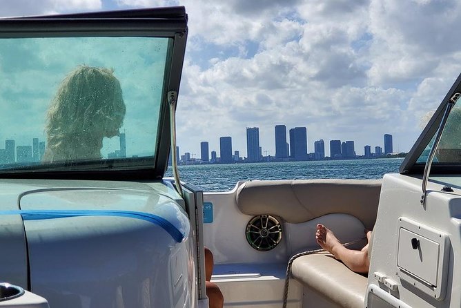 Fully Private Speed Boat Tours, VIP-style Miami Speedboat Tour of Star Island! - A private tour with a personal feel