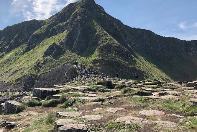 Giant's Causeway Luxury Private Day Tour - Bushmills Whiskey and Dunluce Castle