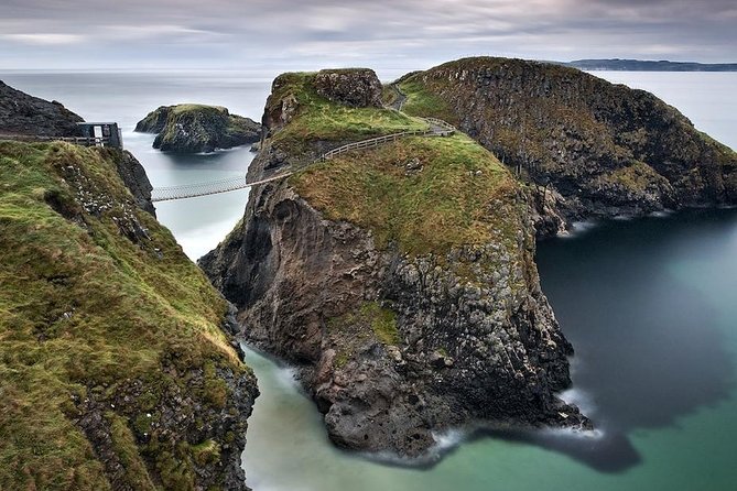 Giant's Causeway Tour from Belfast - Luxury Bus + Castles Tour - Lunch is practical, not part of the ticket