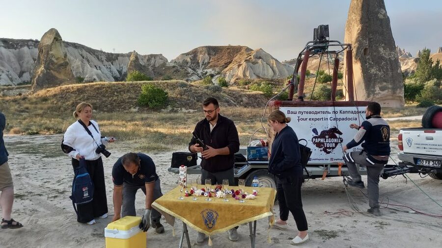 Göreme: Luxury Hot Air Balloon Flight in Göreme Valleys - Practical tips for a smoother morning