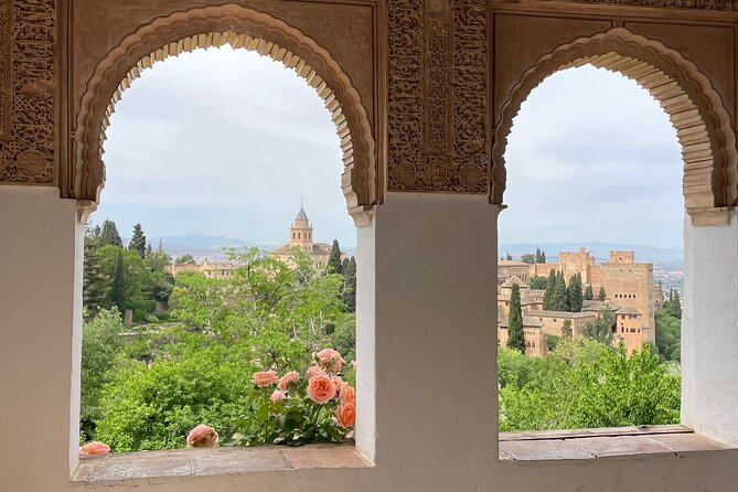 Granada : Private Alhambra Tour + Nazaries Palaces (VIP) - What this private Alhambra visit actually covers