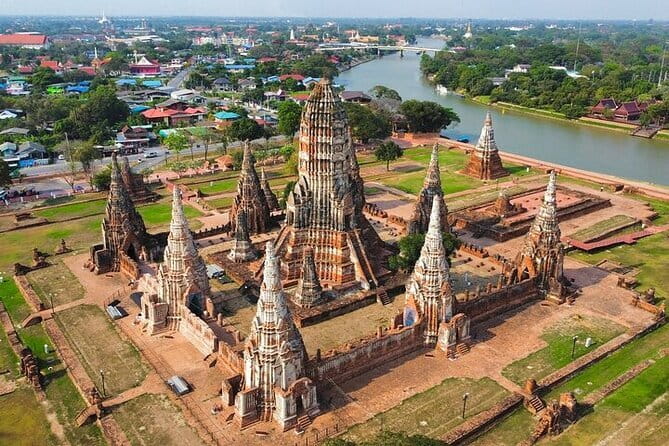 Grand Palace, Temples, and Canal Private Tour [Optional Luxury] - Tha Maharaj and the Chao Phraya River