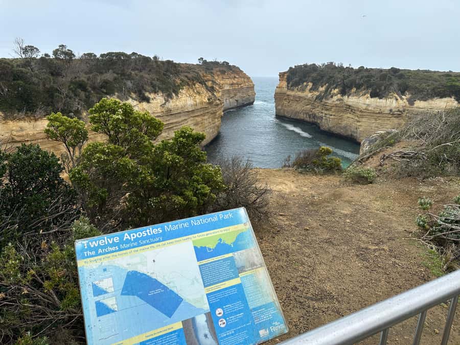 Great Ocean Road Tour PRIVATE LUXURY-FREE entry,hotel pickup - Why this makes sense as a day from Melbourne
