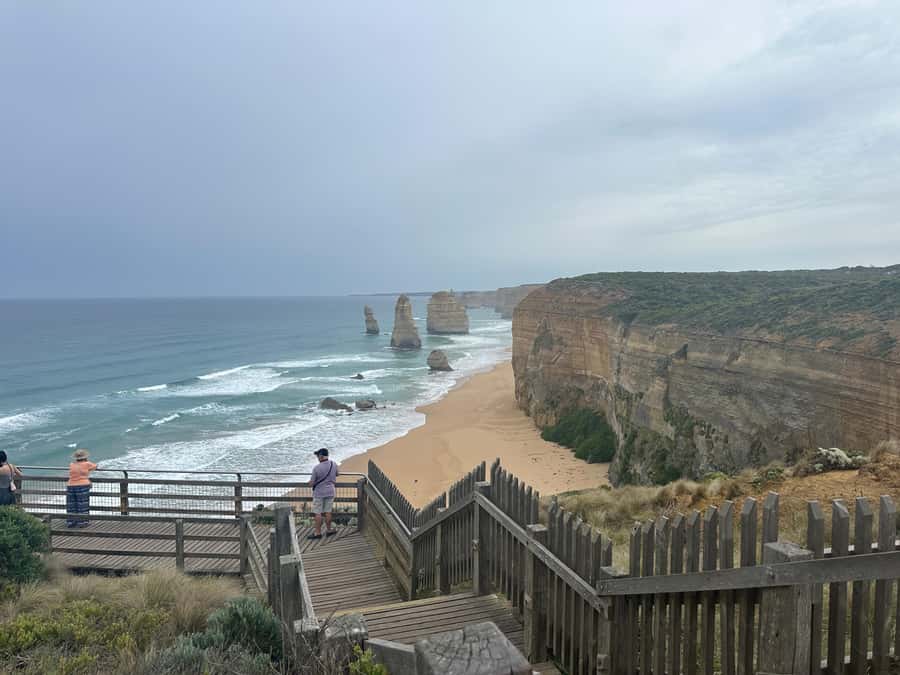 Great Ocean Road Tour PRIVATE LUXURY-FREE entry,hotel pickup - Colac starts the day at an easy pace