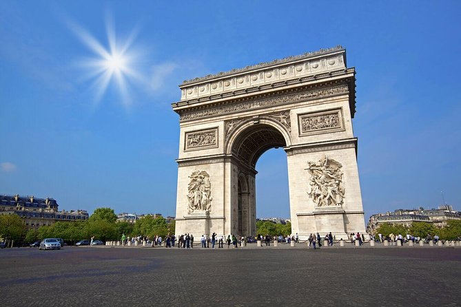 Guided Luxury Paris Day Trip with Optional Lunch at the Eiffel Tower - What this Paris day trip is really offering