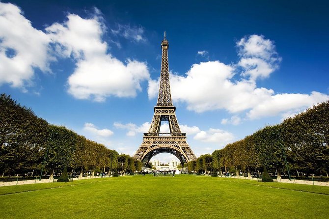Guided Luxury Paris Day Trip with Optional Lunch at the Eiffel Tower - Timing, group size, and the human side of the tour