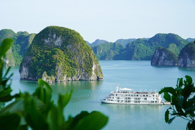 Ha Long Bay 1 Day Joined Luxury Tour - Key things to know before booking
