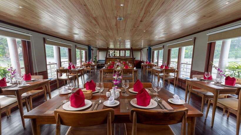 Ha Long Bay - Bai Tu Long Bay Luxury Boat Tour & Transfer - Sung Sot Cave and its tall chambers