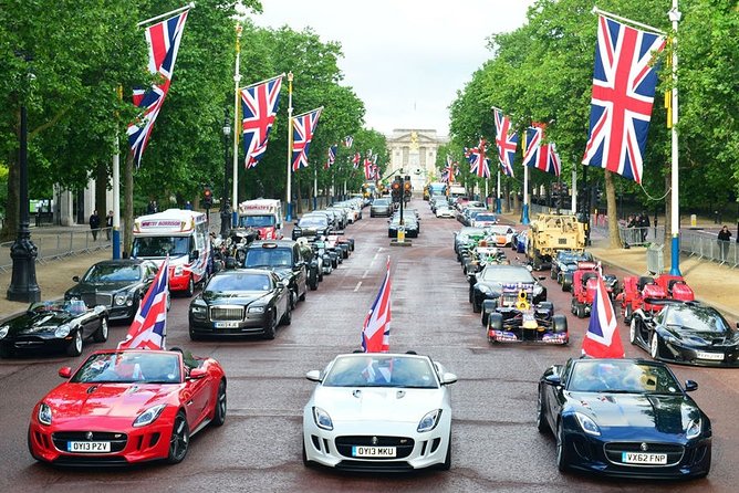 Half day London Private Tour in Executive Luxury Vehicle - The wider route: St Paul’s, the Tower, and London Eye
