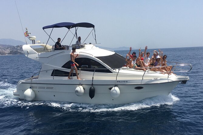 Half-Day Luxury Motor Yacht Cruise in Granada - Key details before you book
