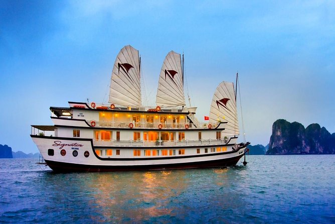 Halong Bay Cruise 2 Days - 1 Night with 5 Star Luxury - Ha Long Bay on the first afternoon