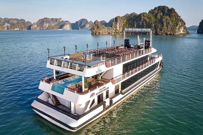 Halong Bay Day Tour Luxury Cruise With Jacuzzi and Buffet Lunch - The guide can shape the whole experience
