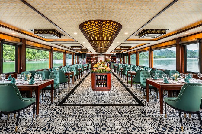 Halong bay Luxury Cruise Day Trip: Buffet lunch & Limousine bus - Kayaking and the optional cave visit by water
