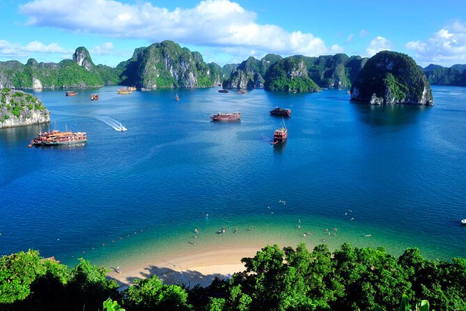 Halong Bay Overnight Cruise 2Day,1 Night with 4 Star Luxury - Leaving Hanoi at 8:30 in the Morning