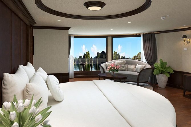 Halong Luxury Cruise 2D/1N: Kayaking, Swimming, Titop island, meals, best prices - Day one: kayaking, swimming, and Titop Island