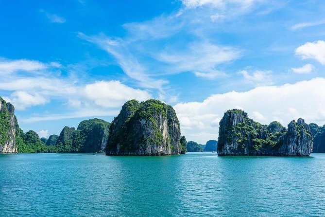 Halong Luxury Cruise Full Day Tour from Hanoi: All Inclusive - Lunch, drinks, and the sunset tea break