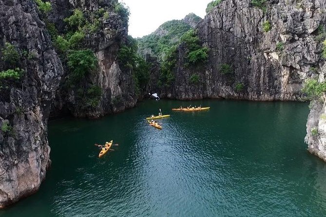 Halong Luxury Cruise Full Day Tour from Hanoi: All Inclusive - What the day feels like in practice