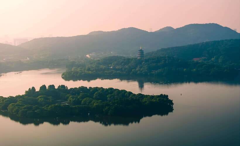 Hangzhou:Luxury West Lake Cruise+Santan Yinyue Island Ticket - Why West Lake is worth your time