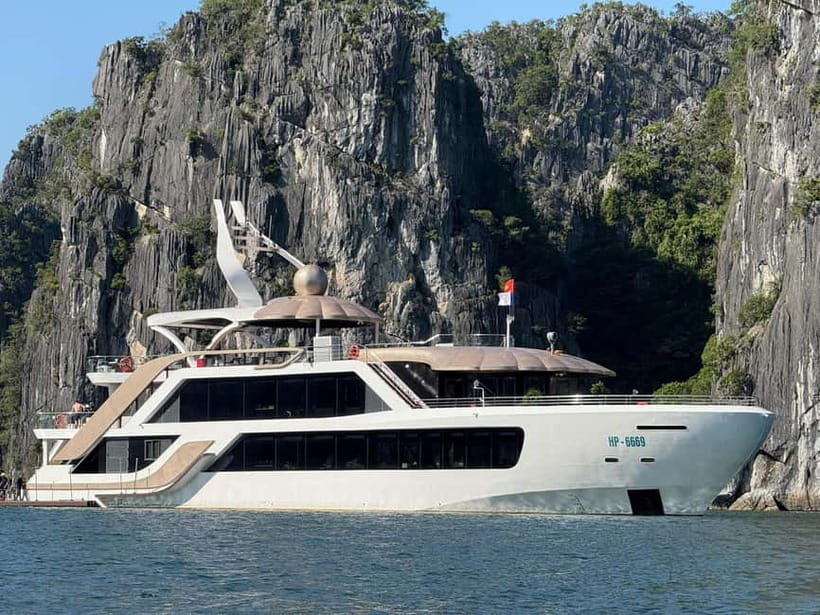 Hanoi: Cat Ba, Lan Ha & Ha Long Bay Luxury Cruise with Lunch - Why Lan Ha Bay makes this day trip appealing
