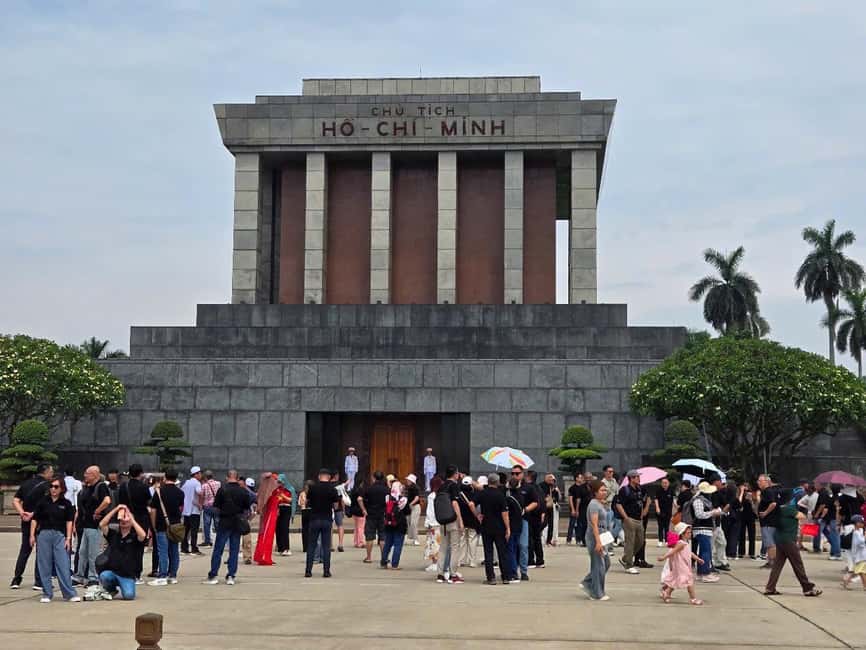 Hanoi City Tour: Bat Trang, Train Street, Lunch & Luxury Bus - Why this tour works for a first day in Hanoi