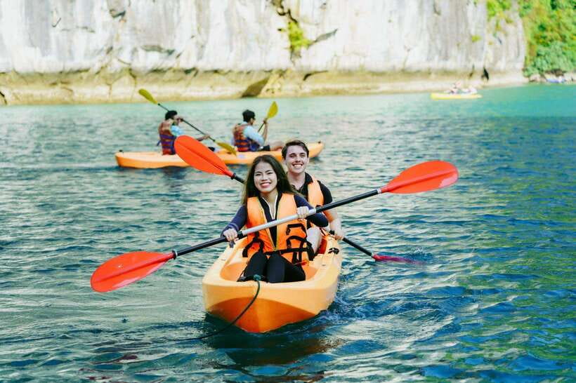 Hanoi/Ha Long: Ha Long Bay Luxury Day Cruise by Catamaran - Vietnamese lunch on board