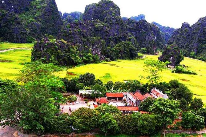 Hanoi - Hoa Lu - Tam Coc - Mua Cave - 1 Day Tour. By Luxury Limousine From Hanoi - Buffet lunch and a useful pause