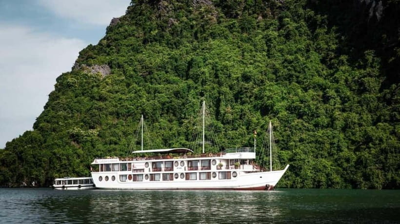 Hanoi: Lan Ha Bay -Cat Ba Island 1 or 2-Day on Luxury Cruise - What the one-day trip feels like