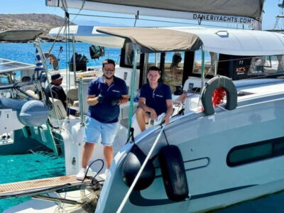 Heraklion: Luxury Catamaran Cruise to Dia Island with Lunch