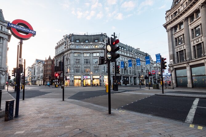 Historical City of London Private Sightseeing Day Tour - Trafalgar Square gives you a central London pause