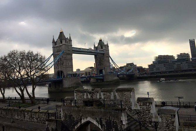 Historical City of London Private Sightseeing Day Tour - Big Ben and Parliament Square deliver the classic photographs