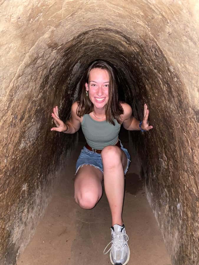 Ho Chi Minh City: Cu Chi Tunnels Ben Duoc VIP Limousine Tour - Starting with the documentary