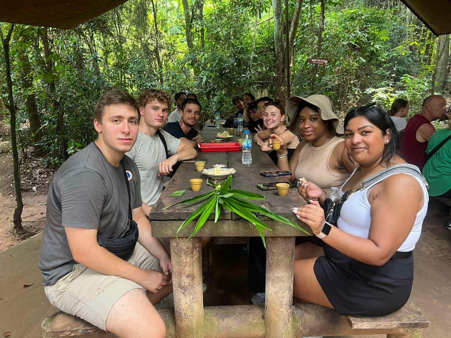 Ho Chi Minh City: Cu Chi Tunnels Ben Duoc VIP Limousine Tour - The return to Ho Chi Minh City