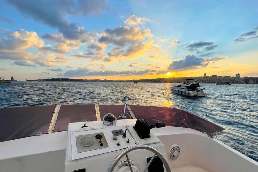 Istanbul: Bosphorus Cruise by Luxury Yacht - Maiden’s Tower in the middle of the water