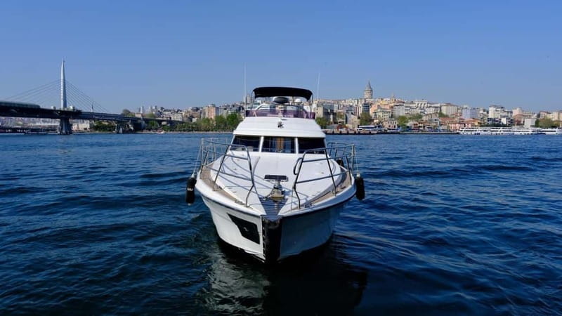 Istanbul: Luxury Yacht on Bosphorus - What the 20-meter yacht feels like