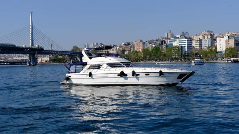 Istanbul: Luxury Yacht on Bosphorus - The price and who gets good value