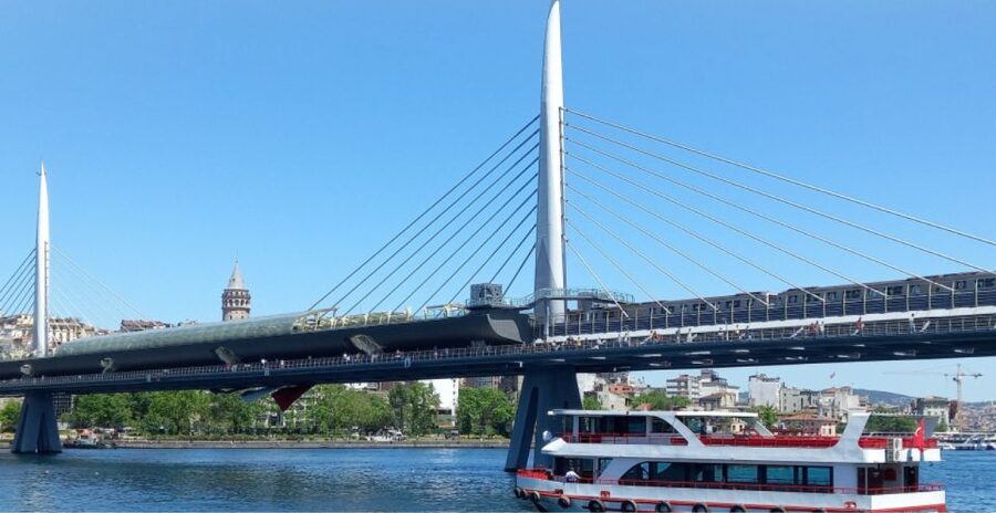Istanbul: Private Bosphorus Cruise By Luxury Yacht - Dolmabahçe Palace And The European Shore