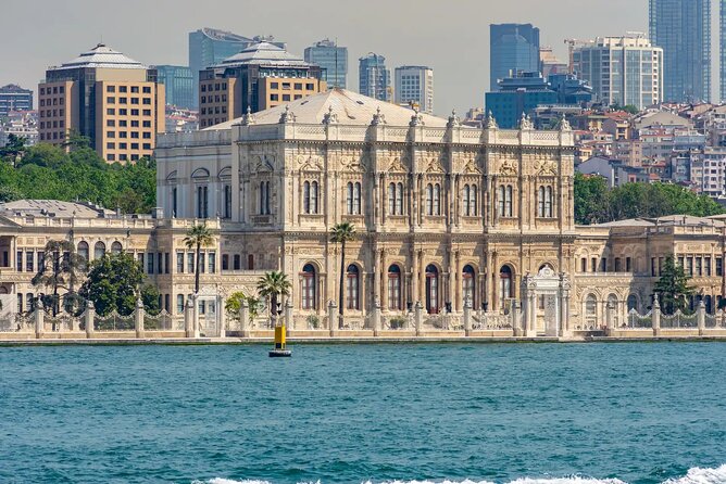 Istanbul Private Luxury Yacht on Bosphorus - Tea, coffee, WiFi, and the small comforts
