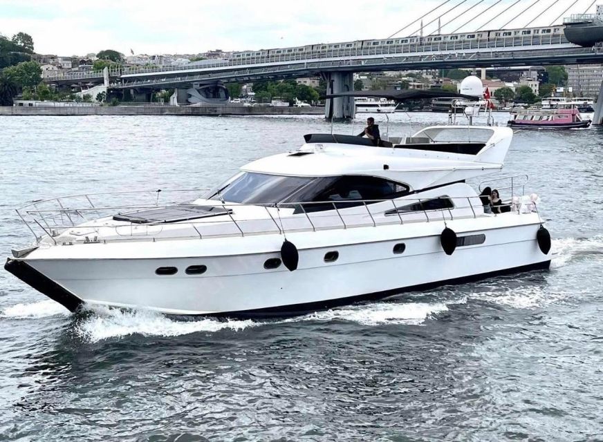 Istanbul: Small-Group Luxury Yacht Sunset Cruise w/ Snacks - Ortaköy and the Bosphorus Bridge at golden hour