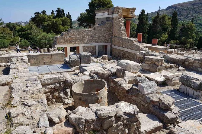 Knossos Palace and Pottery experience (Luxury Adventure) - What the guides add to the day