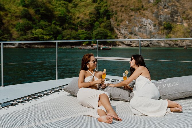 Krabi: 4 Island Luxury Yacht with Snorkelling & Clear Kayaking - Thale Waek and the tide-made sandbar