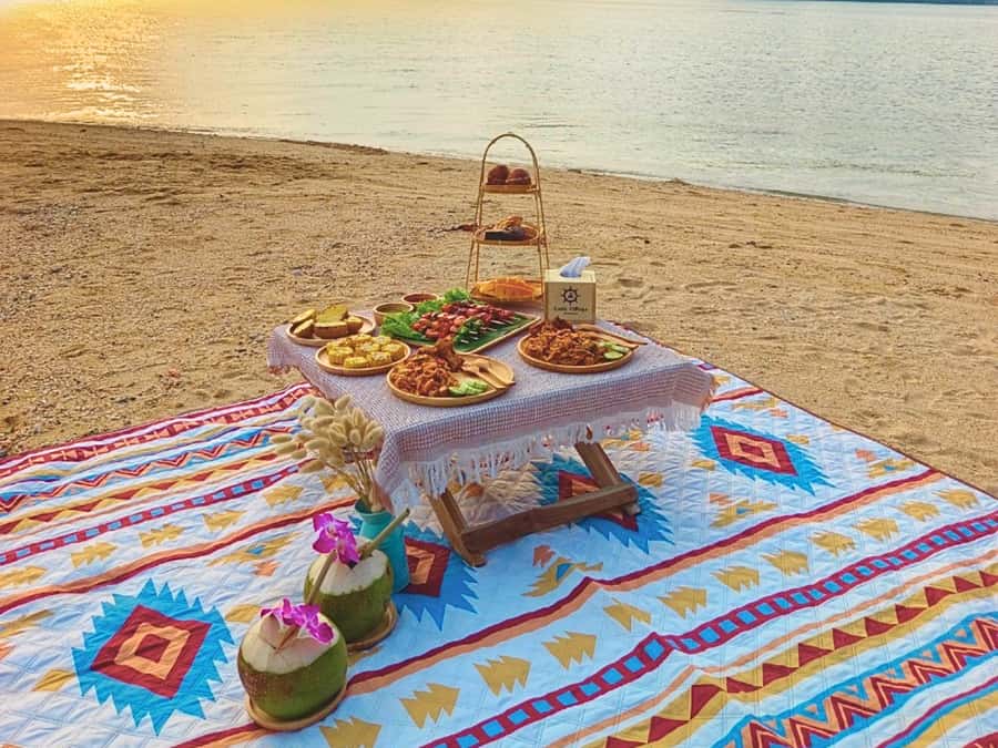 Krabi: Luxury Sunset Cruise to Hong Island Private Tour - Noon pickup and the private pier