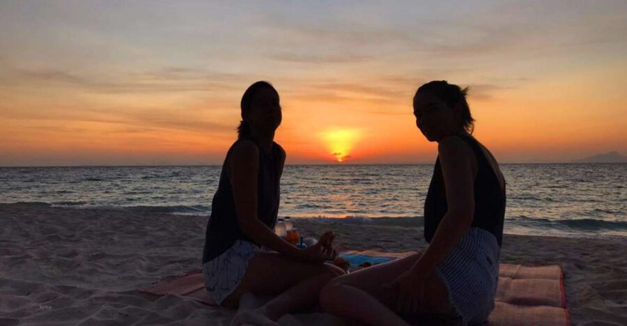 Krabi: Private Luxury Long-Tail Boat to Hong Island - The 5:30 AM early-bird choice