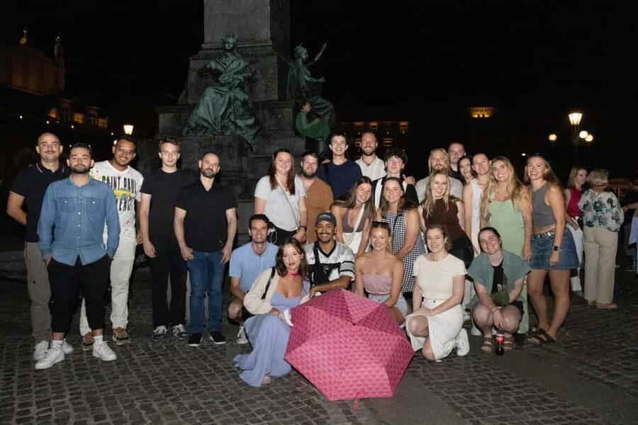 Krakow: Pub Crawl 1H Open Bar, VIP Entry & Welcome Shots - Key points before you book