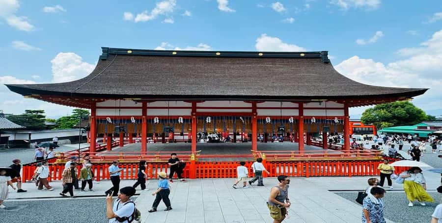 Kyoto:Private Tour/Luxury Vehicle with Guide & photographer - What This Private Kyoto Day Is Really Like