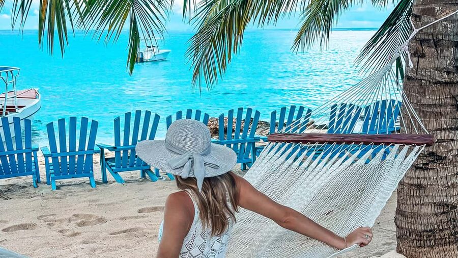 La Romana: Saona Crusoe VIP for cruise guests - The natural pool and its oversized starfish