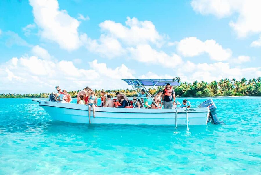 La Romana: Saona Crusoe VIP for cruise guests - From La Romana port to the Eastern National Park