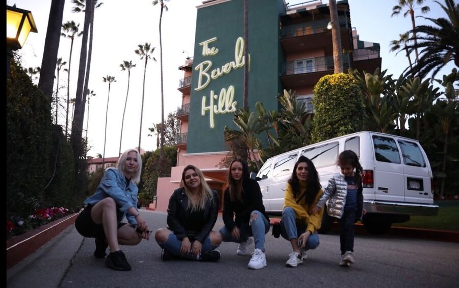 LA VIP Tour : Beverly Hills, Sunset Strip, & Hollywood Sign! - What the guides add to the experience